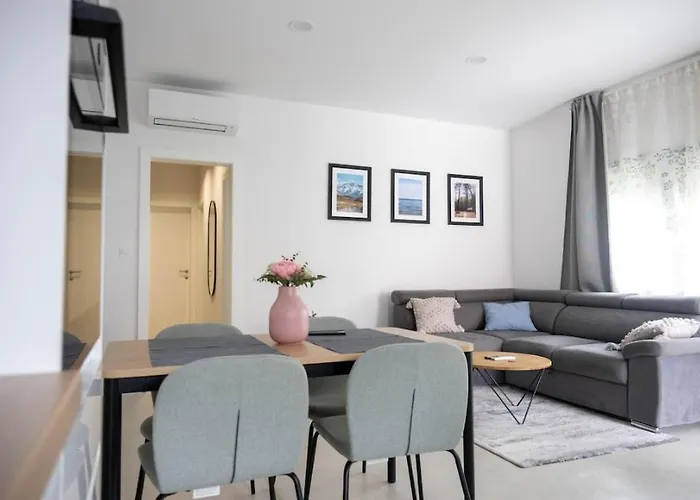 City Apartment Oaza